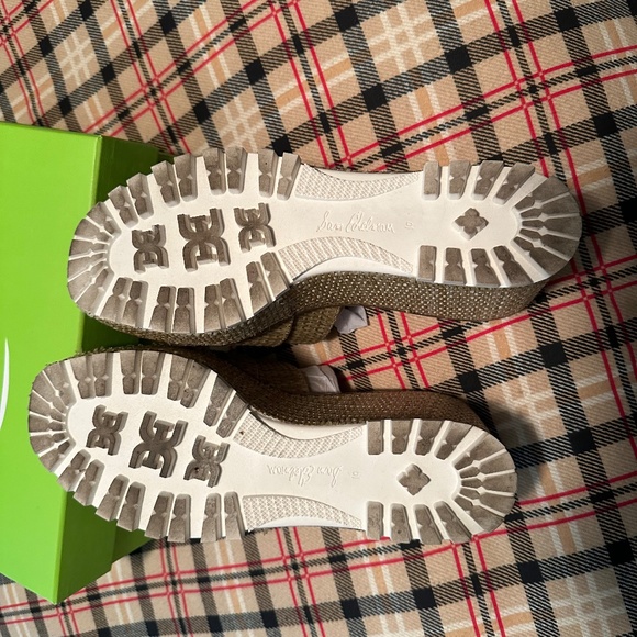 Sam Edelman Women's Livi Wedge Sandal - Picture 7 of 8